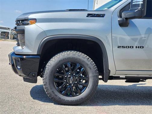 2026 Chevrolet Silverado 2500 Custom