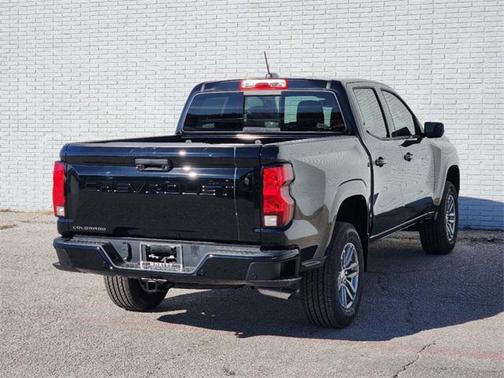 2025 Chevrolet Colorado WT