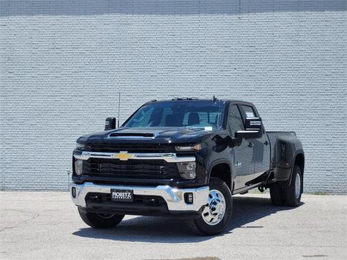 2025 Chevrolet Silverado 3500 LT