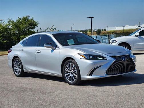 2020 Lexus ES 300h Base