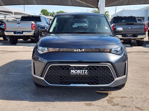 Gravity Gray 2025 Kia Soul LX