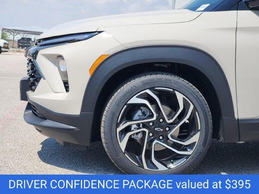White Sands 2026 Chevrolet Trailblazer RS