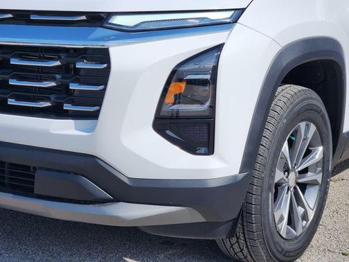 Summit White 2026 Chevrolet Equinox 1LT