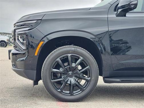 2025 Chevrolet Tahoe 2WD RST