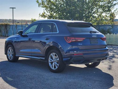 2021 Audi Q3 45 S line Premium