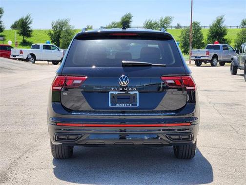 2022 Volkswagen Tiguan 2.0T SE R-Line Black