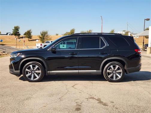2023 Honda Pilot AWD Elite
