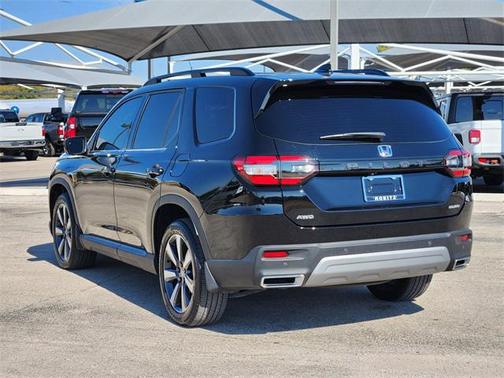 2023 Honda Pilot AWD Elite