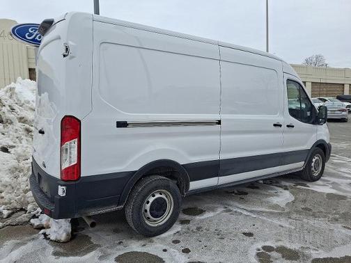2023 Ford Transit-250 
