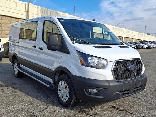 2024 Ford Transit-250 
