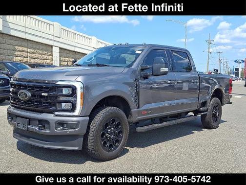 2023 Ford F-350 LARIAT SUPER DUTY