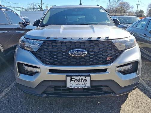 ICONIC SILVER METALLIC 2023 Ford Explorer ST