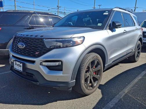 ICONIC SILVER METALLIC 2023 Ford Explorer ST