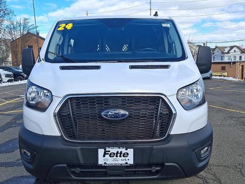 2024 Ford Transit-250 