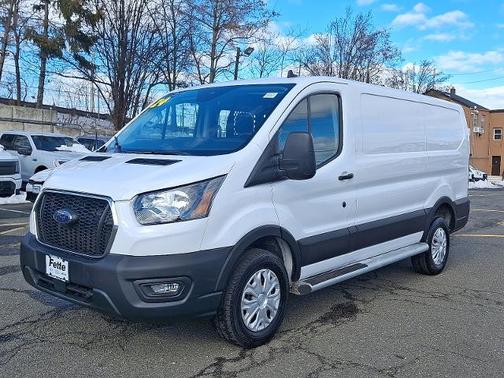 2024 Ford Transit-250 