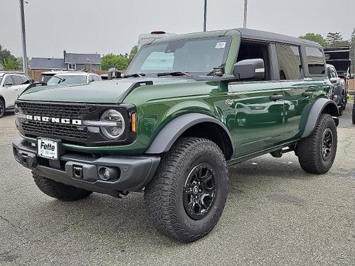 2023 Ford Bronco WILDTRAK