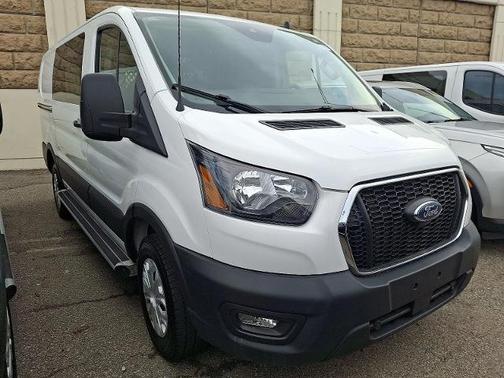 OXFORD WHITE 2024 Ford Transit-250