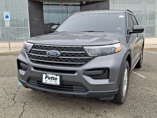 CARBONIZED GRAY METALLIC 2023 Ford Explorer XLT