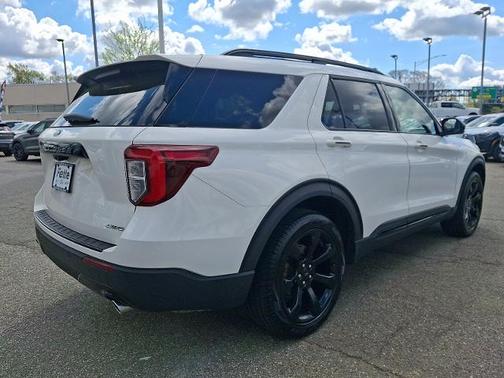 STAR WHITE MET TRI-COAT 2023 Ford Explorer ST-LINE