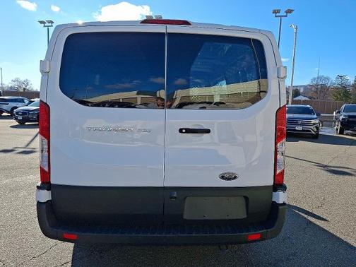2024 Ford Transit-250 