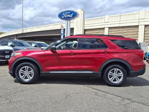 RAPID RED MET TINTED CC 2022 Ford Explorer XLT