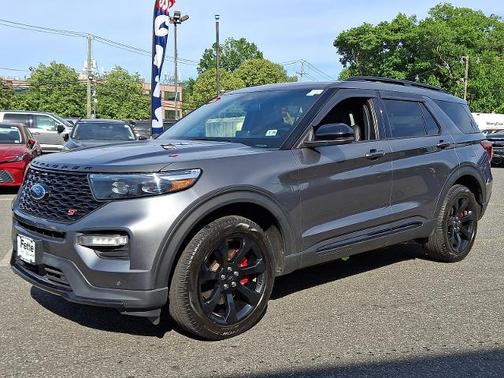 CARBONIZED GRAY METALLIC 2024 Ford Explorer ST