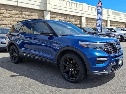 ATLAS BLUE METALLIC 2023 Ford Explorer ST-LINE