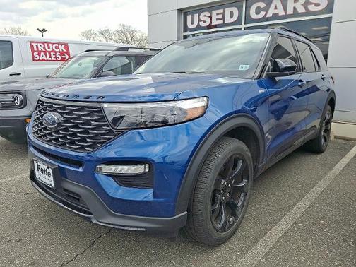 ATLAS BLUE METALLIC 2023 Ford Explorer ST-LINE