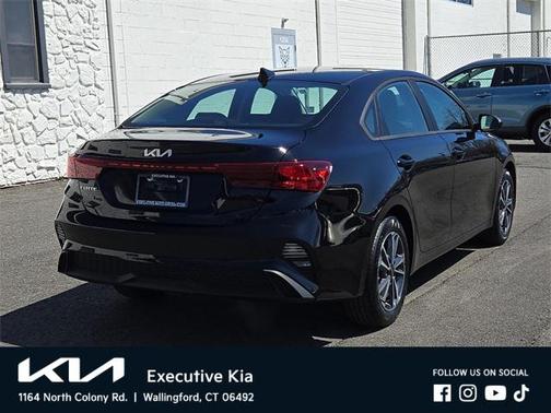 2022 Kia Forte LXS