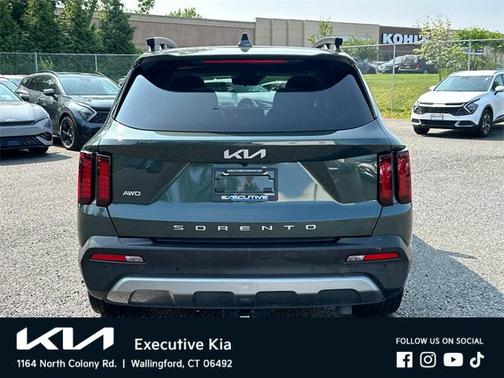 2022 Kia Sorento EX