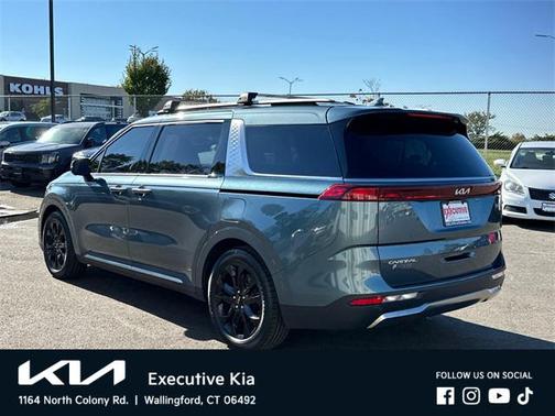 2024 Kia Carnival SX