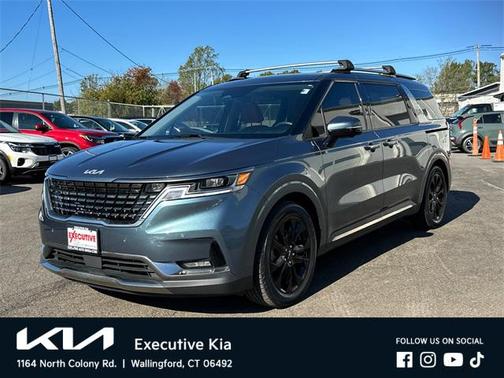 2024 Kia Carnival SX