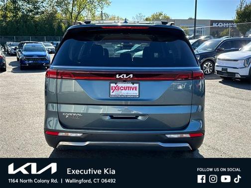 2024 Kia Carnival SX