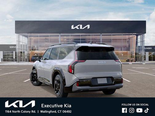 Wolf Gray/Ebony Black Roof 2026 Kia EV9 GT-Line