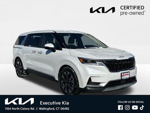 2024 Kia Carnival EX