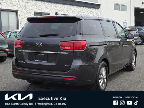 2021 Kia Sedona LX