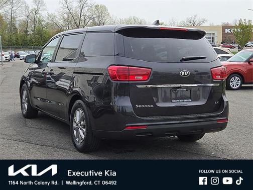 2021 Kia Sedona LX
