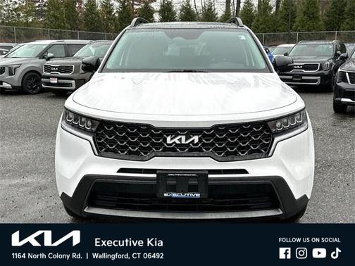 2023 Kia Sorento S