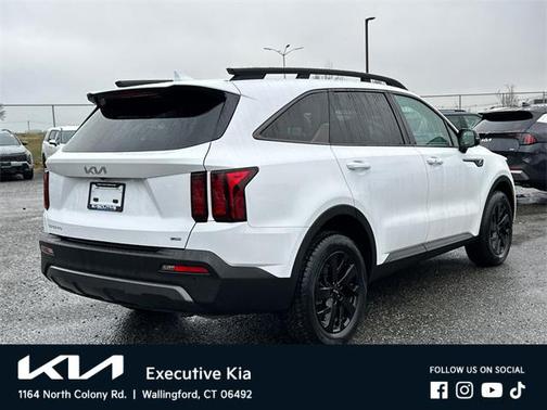 2023 Kia Sorento S