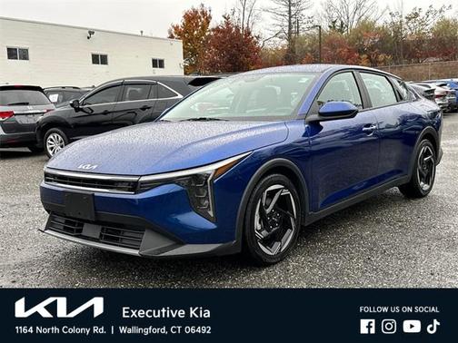 2025 Kia K4 EX