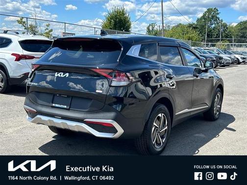 2023 Kia Sportage Hybrid LX