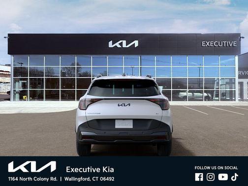 White 2026 Kia Sportage X-Line