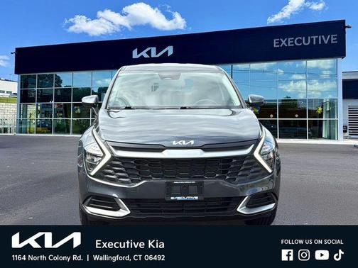 Gravity Gray 2023 Kia Sportage LX