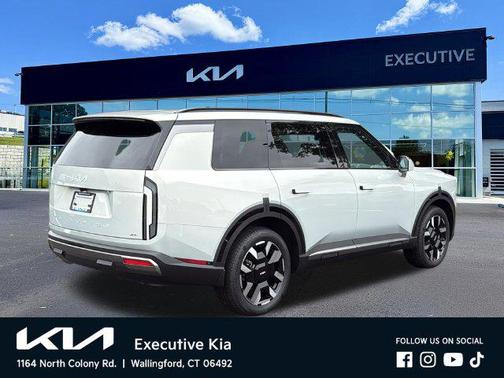 Ivory Silver 2027 Kia Telluride S