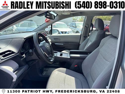 Celestial Silver Metallic 2021 Toyota Sienna LE