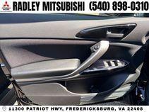 Labrador Black Pearl 2026 Mitsubishi Eclipse Cross LE