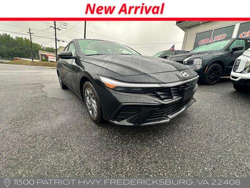 Black 2025 Hyundai ELANTRA HEV