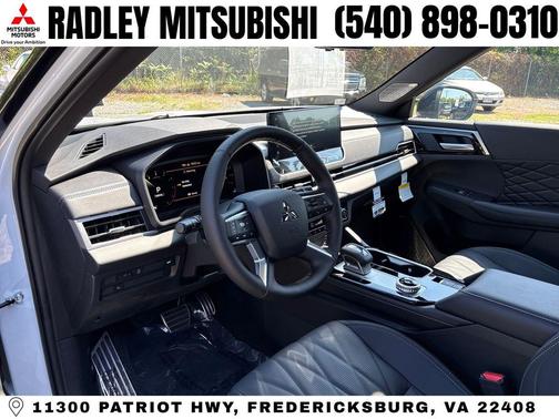 Diamond White 2026 Mitsubishi Outlander Black Edition
