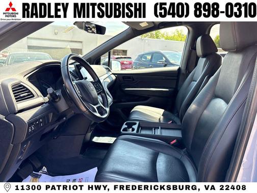 Sonic Gray Pearl 2023 Honda Odyssey Sport