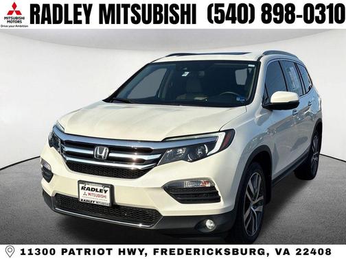 White 2018 Honda Pilot Elite